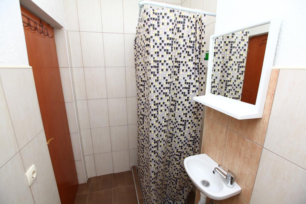 Hostel Cuba Μπάνια Λούκα Εξωτερικό φωτογραφία