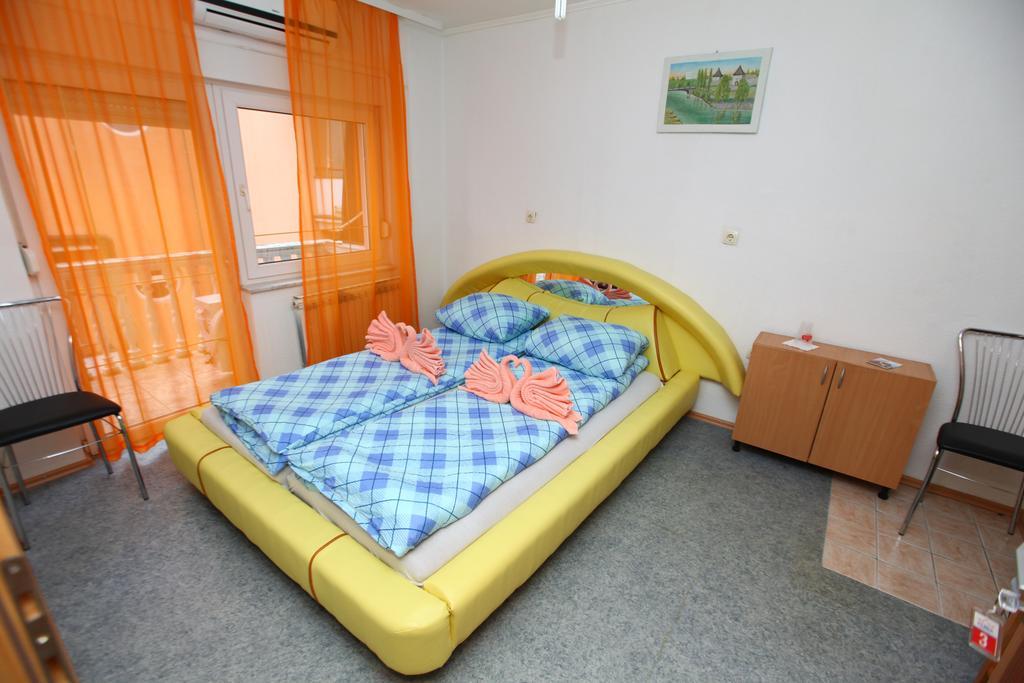 Hostel Cuba Μπάνια Λούκα Εξωτερικό φωτογραφία