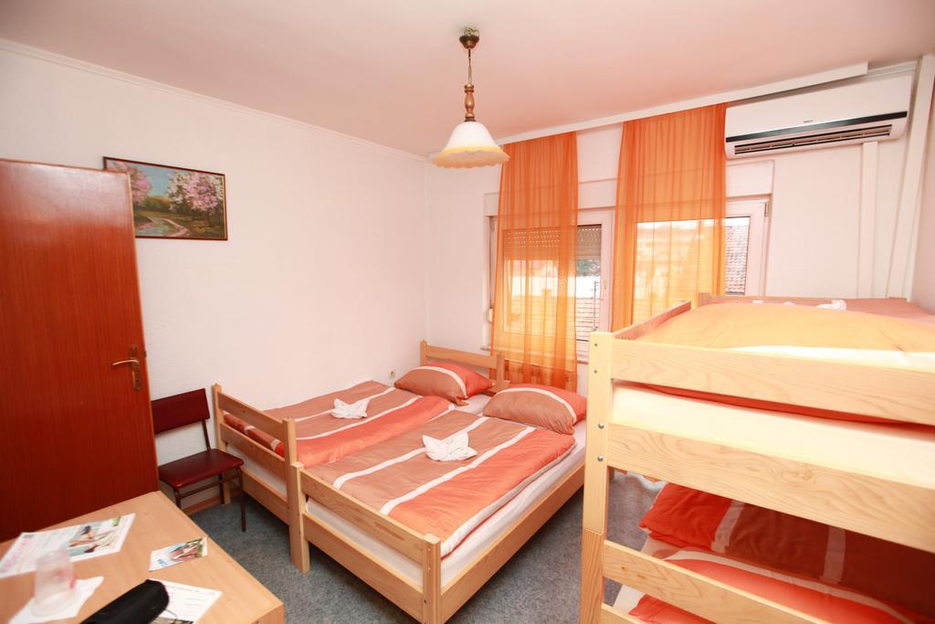 Hostel Cuba Μπάνια Λούκα Εξωτερικό φωτογραφία